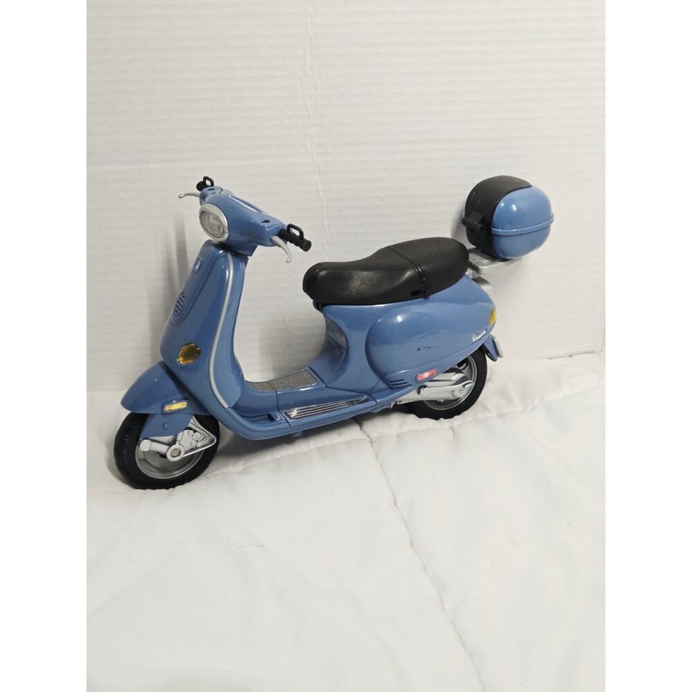 VTG Retired 2002 Barbie My Scene Blue Vespa Scooter Moped Mattel No Kickstand